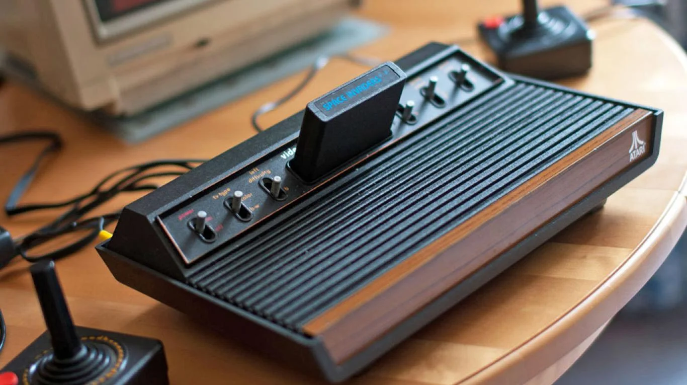 Самые мощные игровые консоли в истории — от Atari 2600 до Xbox One X - фото 2