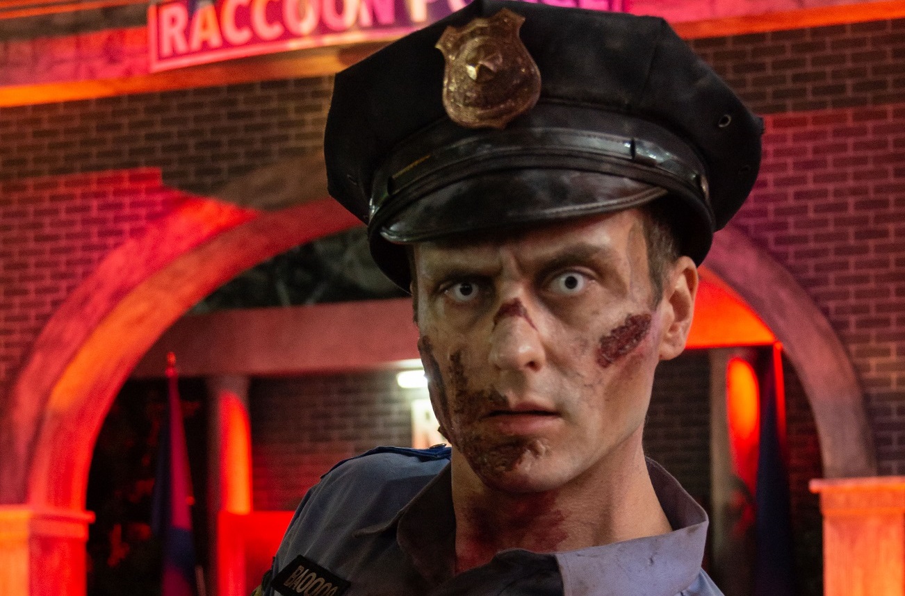 Tokyo Game Show — одно из крупнейших игровых мероприятий в Японии. В этом году я смог побывать там и своими глазами увидеть масштабный и очень яркий праздник, посвященный всем, кто любит видеоигры. Кроме того, мне удалось сыграть в новые игры, сделать очень много фотографий и даже поговорить с Шоном Лейденом, главой SIE Worldwide Studios. Как это было — в этом фотоотчете.