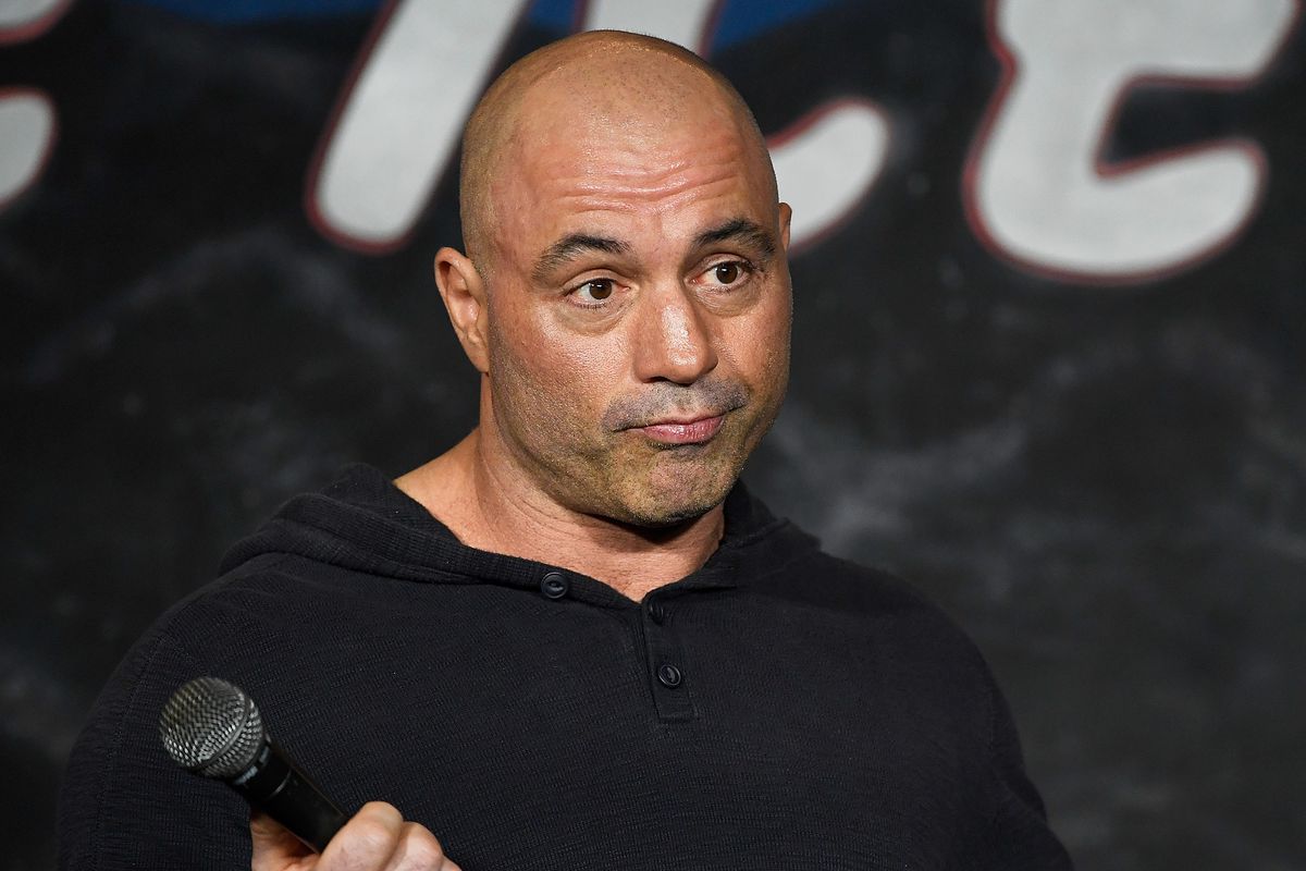 Forbes составил список самых богатых подкастеров. Топовый беседовал с Илоном Маском под марихуаной - фото 5