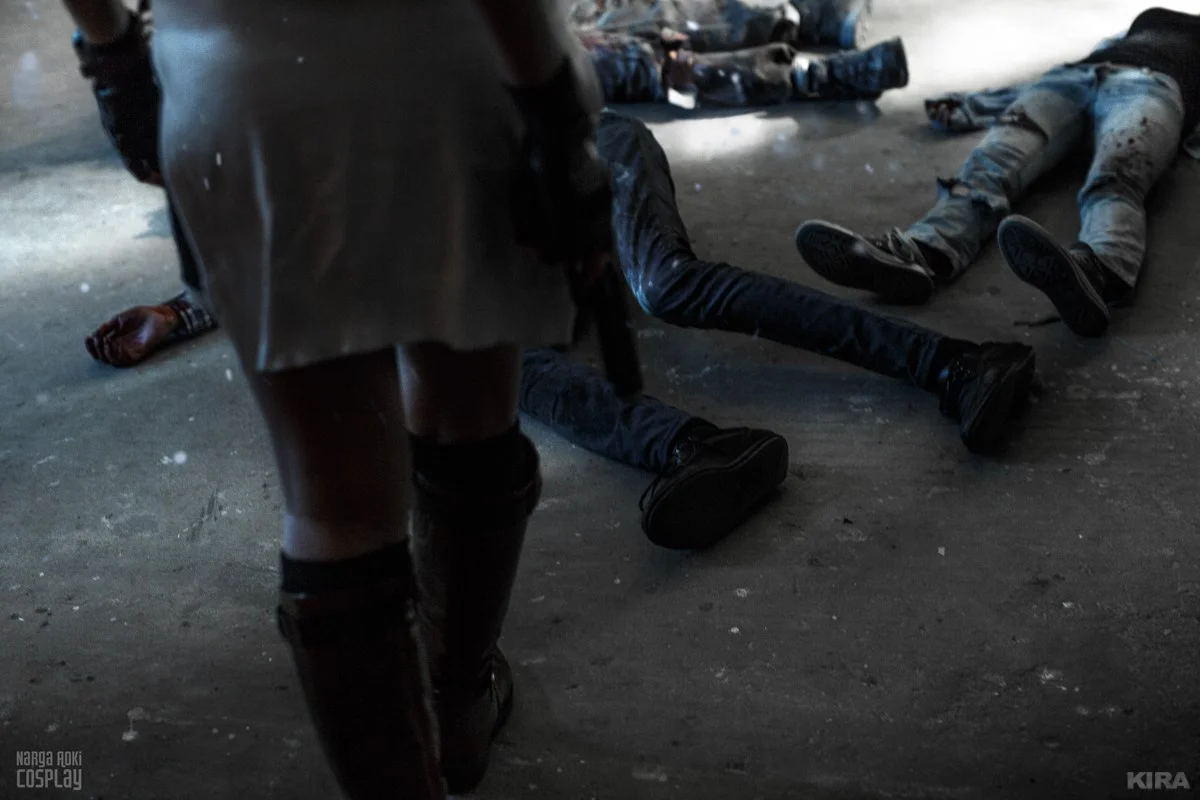 Косплей дня: Джилл Валентайн из Resident Evil 3: Nemesis﻿ сражается с зомби - фото 14