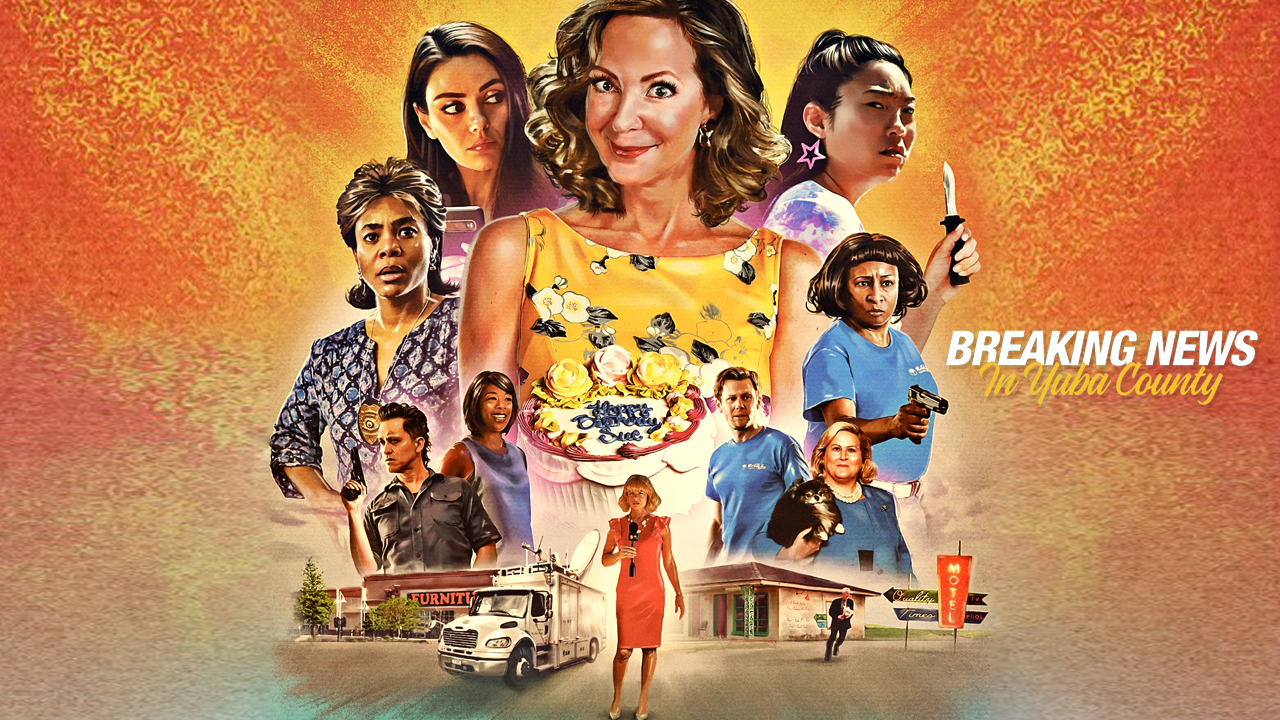 28 января на экраны вышла криминальная комедия «Дать дуба в округе Юба» (Breaking News in Yuba County). Героиня Эллисон Дженни, робкая и вечно всеми унижаемая домохозяйка, внезапно оказывается в центре всеобщего внимания. Повод для этого необычный — ее муж бесследно исчез. Объясняем, что именно делает «Дать дуба в округе Юба» отличным зрелищем, и почему черным комедиям важно быть смелыми.