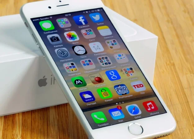 Apple извинилась за замедление старых iPhone и предложила скидку на замену батареи - фото 1