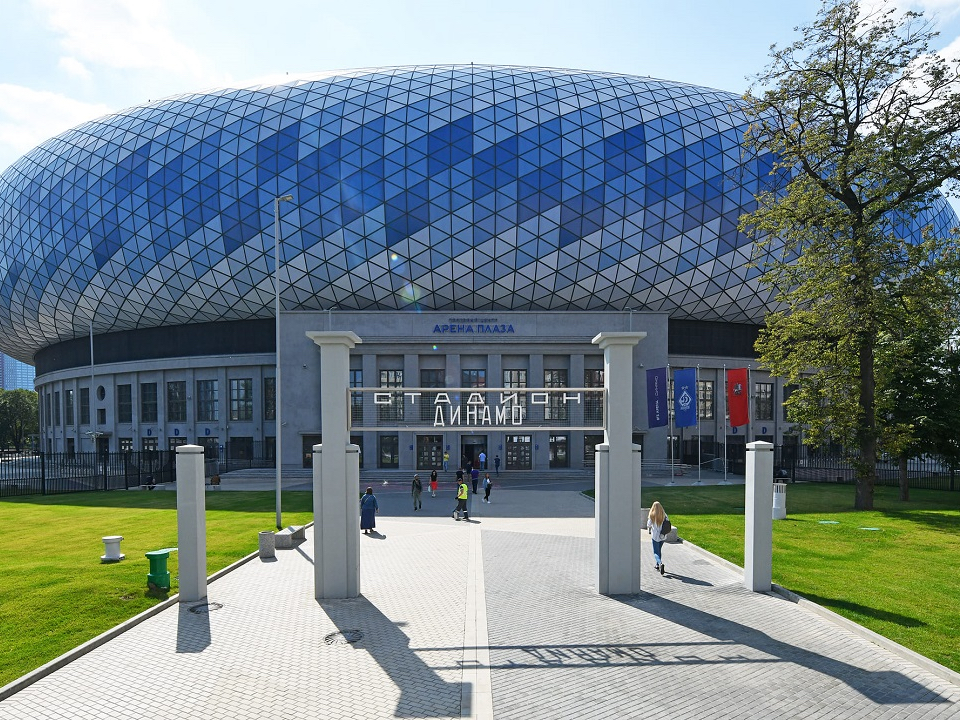 Компания Ice Storm, входящая в состав сингапурского холдинга Altergate, запустит в СНГ сеть киберспортивных арен и откроет свою собственную академию по подготовке игроков. На этот проект был выделен 1 млрд рублей. «Канобу» поговорил с СЕО Ice Storm Дмитрием Белобородовым, и узнал, что будут представлять из себя эти арены.