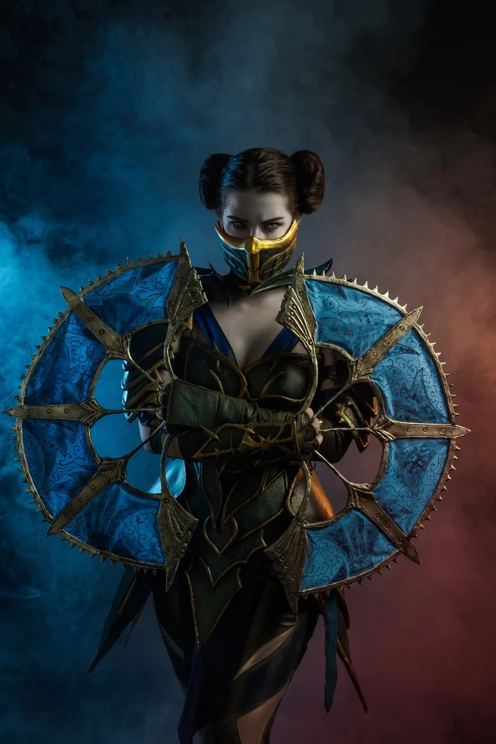 Такая Китана нам нужна! Невероятно крутой косплей принцессы Эдении из Mortal Kombat 11 - фото 3