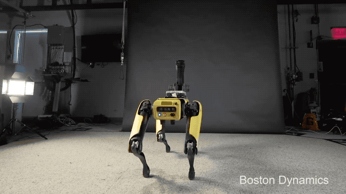 Робота не желаете? Boston Dynamics запустит в продажу популярных в интернете четвероногих SpotMini - фото 3