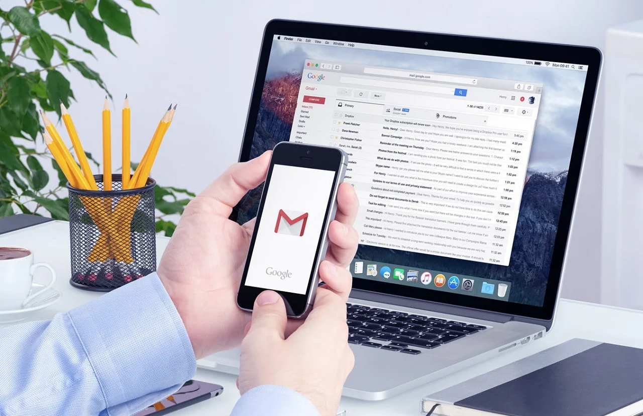 Новое обновление Gmail позволит скачивать письма - фото 1