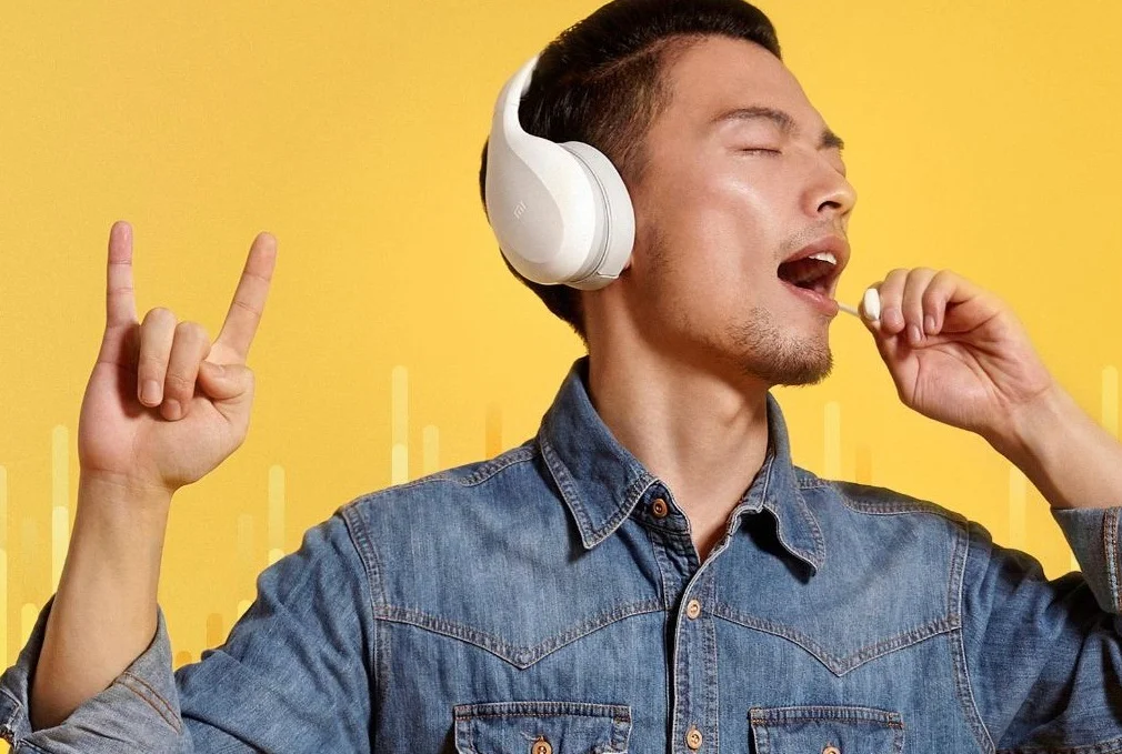 Xiaomi Bluetooth Headset (K-Song Version) — беспроводная гарнитура для любителей караоке за $37 - фото 1