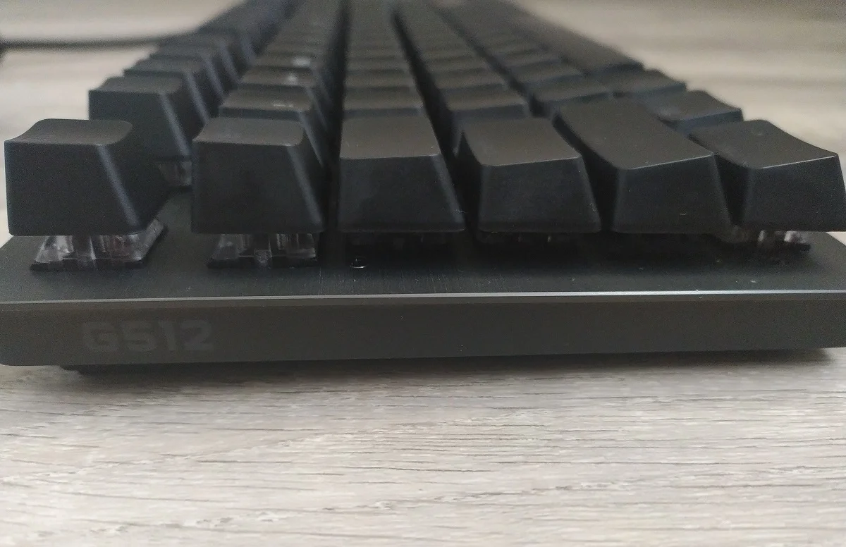 Обзор клавиатуры Logitech G512 Carbon — алюминиевый RGB-стиляга для геймеров - фото 14
