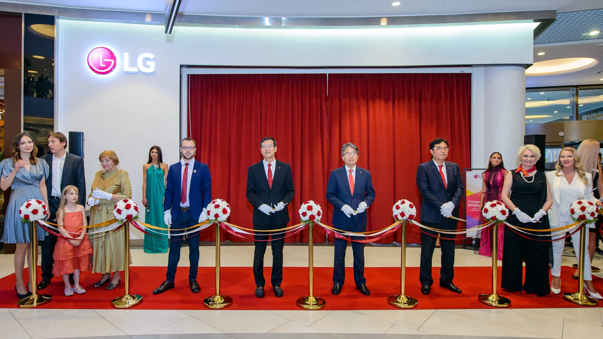 В Москве открылся первый премиальный магазин бытовой техники и электроники LG - фото 1