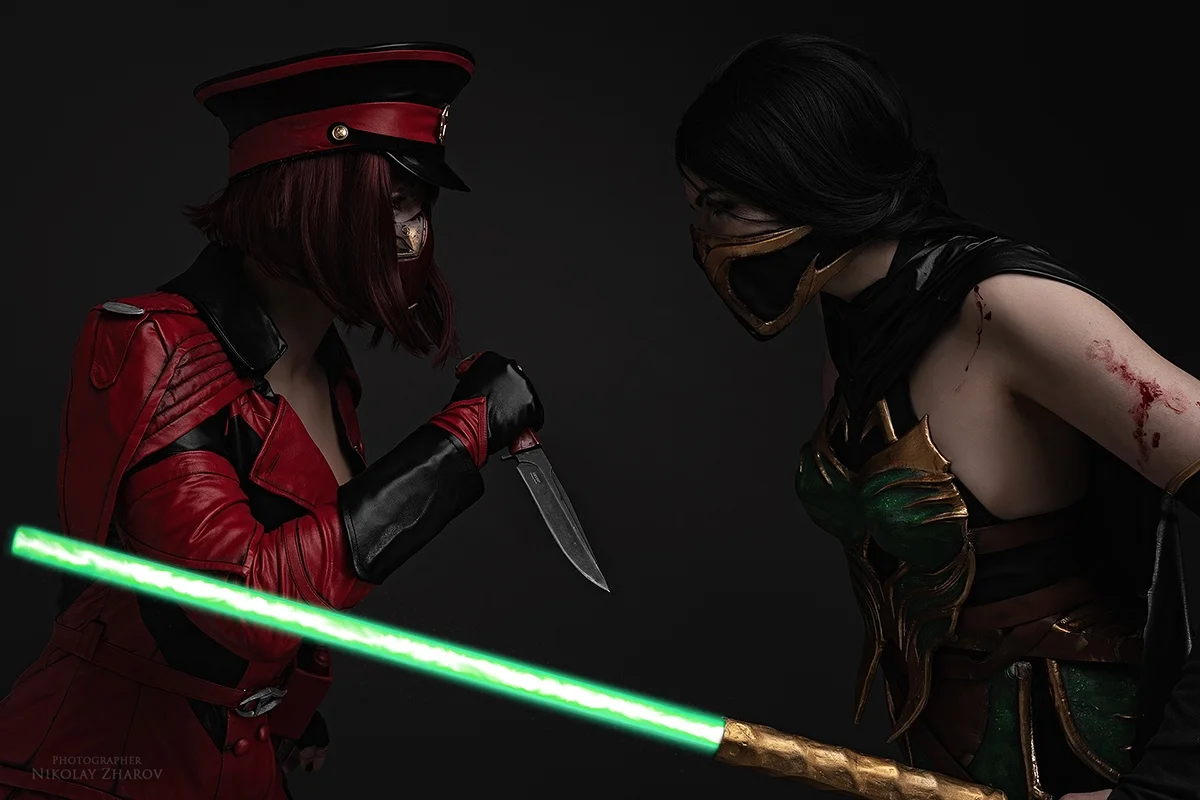 Безумная Скарлет и отважная Джейд в новом крутом косплее Mortal Kombat 11 - фото 5