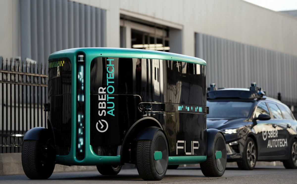 «Сбер» представил шестиместный прототип беспилотного электромобиля - фото 1