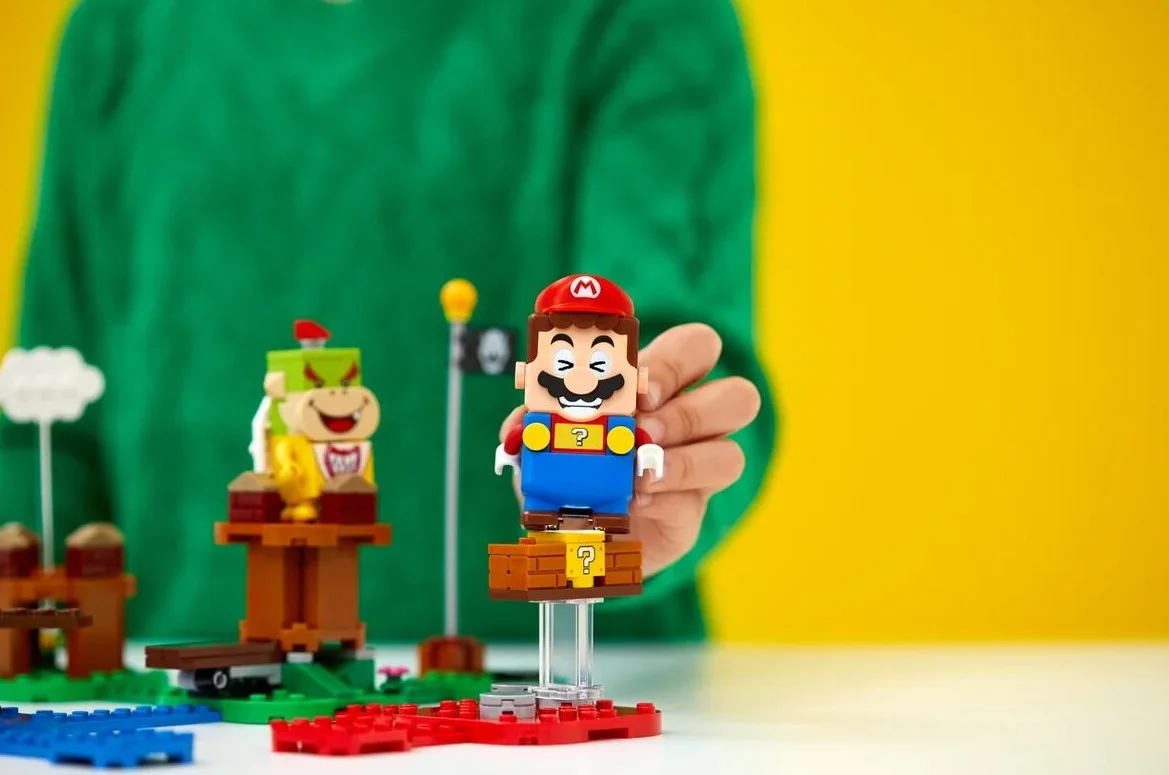 «Я чертовски удачливый парень»: Джонатан Беннинк — о работе над LEGO Super Mario - фото 2