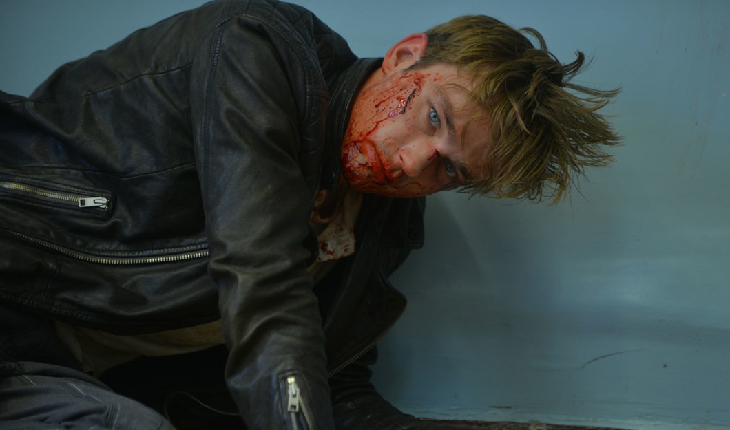 19 июля на Первом канале вышел заключительный, <br />8 эпизод мини-сериала «Sпарта». Это детективная история о загадочном убийстве, школьной травле и потенциальном вреде современных технологий, а точнее — видеоигр. Создатели шоу уверяют, что «Sпарта» не выступает против компьютерных развлечений и акцентирует внимание на совсем других проблемах. К сожалению, не все так однозначно, а с каждой новой серией верить шоураннерам все труднее.