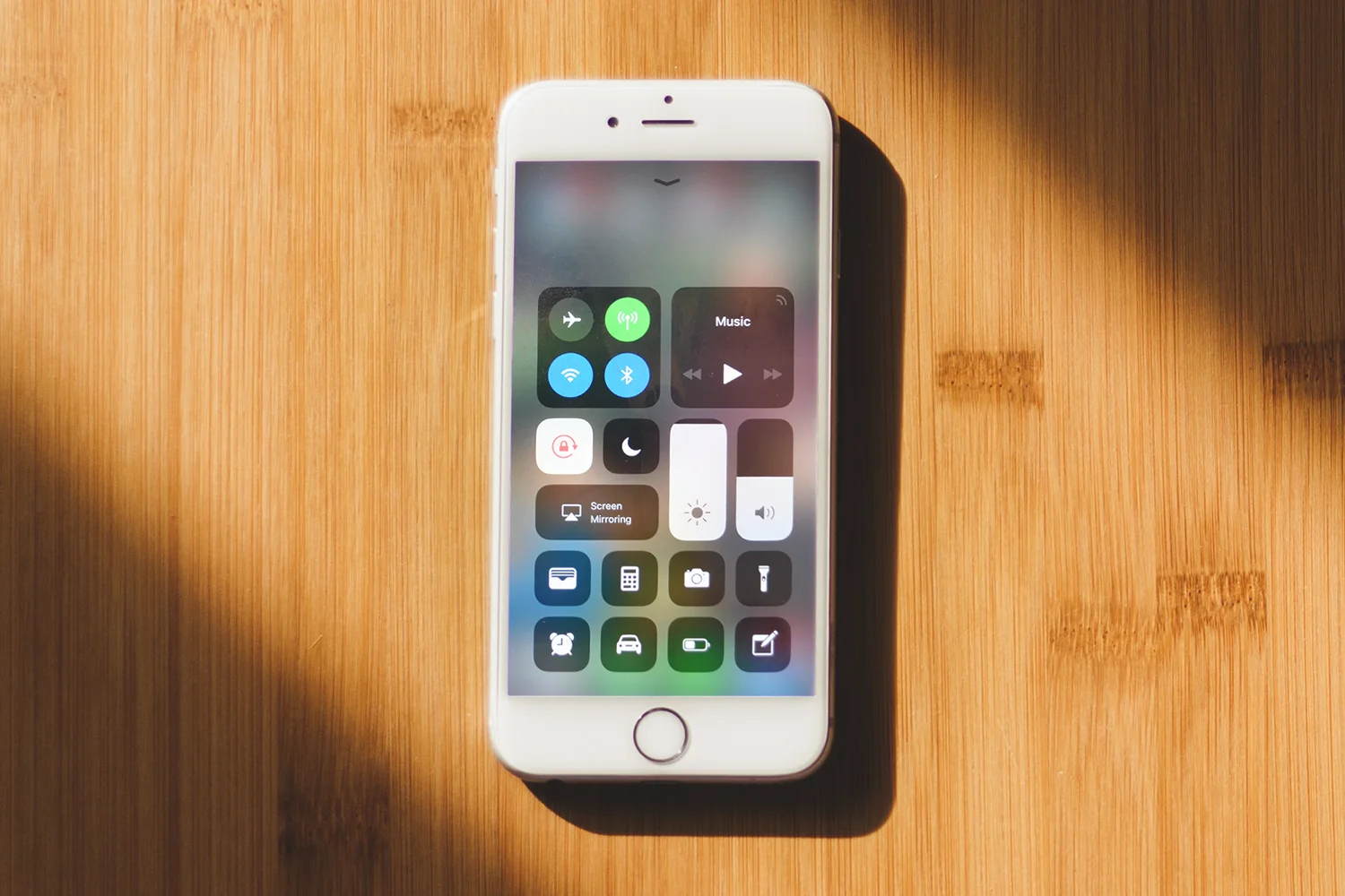 Провалы 2017 — технологии. iOS 11, умные часы и Энди Рубин - фото 2