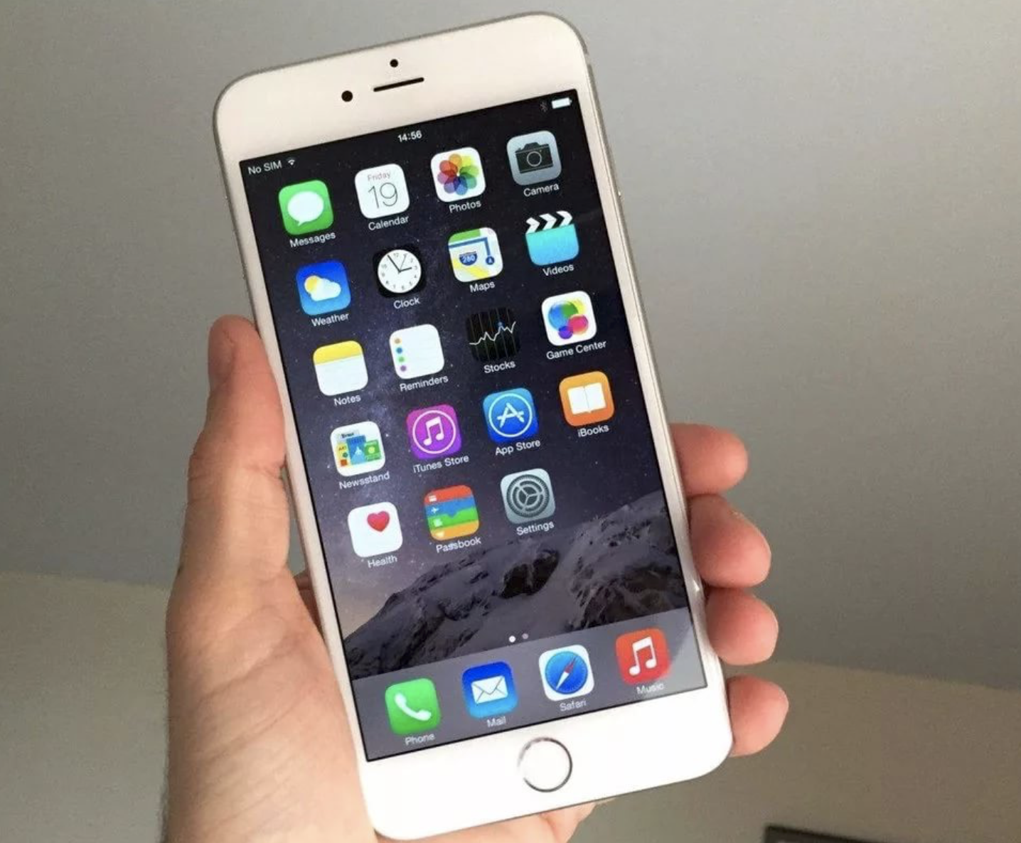 Apple выплатит 500 миллионов компенсации за намеренное снижение производительности iPhone - фото 1