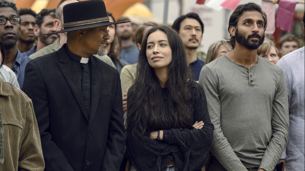 24 марта вышла 15 серия 9 сезона «Ходячих мертвецов» (The Walking Dead). Там наконец прошла долгожданная ярмарка, которую тизерили с 6 серии 9 сезона. Фанаты оригинального комикса знают, что именно в этот момент конфликт с Шепчущимися перешел на новый уровень — и даже AMC в твиттере активно сравнивает эпизод с «Красной свадьбой» из «Игры престолов». Что же у них общего?