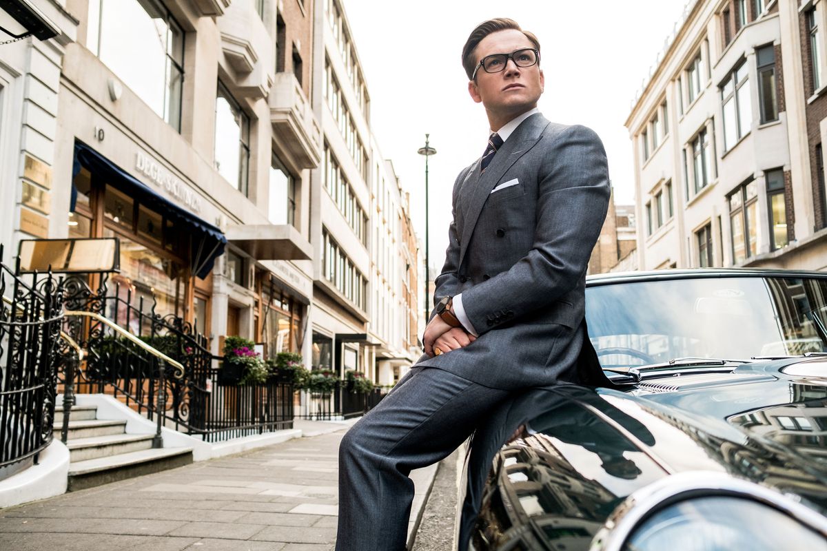 21 сентября на наши экраны вышел «Kingsman: Золотое кольцо», сиквел «Kingsman: Секретная служба» Мэттью Вона, вышедшего два года назад и являвшегося экранизацией комикса Марка Миллара, который он писал специально под фильм при участии все того же Вона.