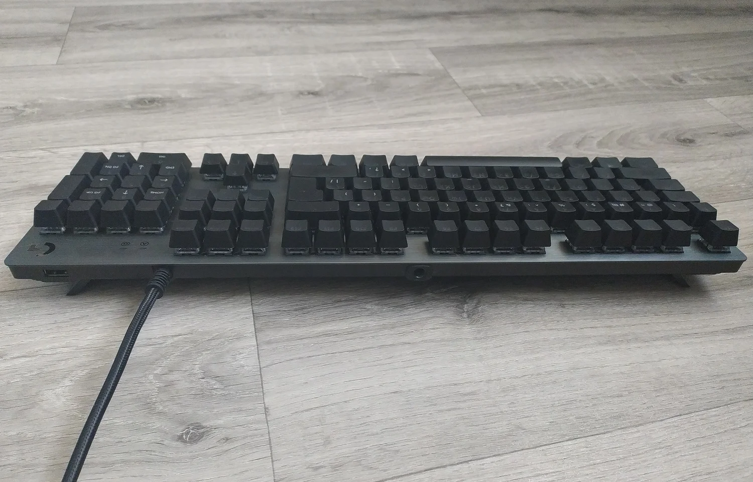 Обзор клавиатуры Logitech G512 Carbon — алюминиевый RGB-стиляга для геймеров - фото 8