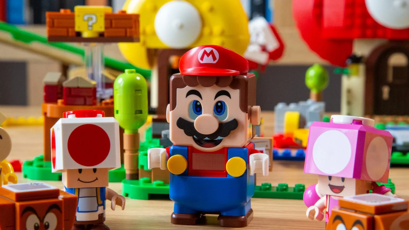 «Я чертовски удачливый парень»: Джонатан Беннинк — о работе над LEGO Super Mario - фото 3