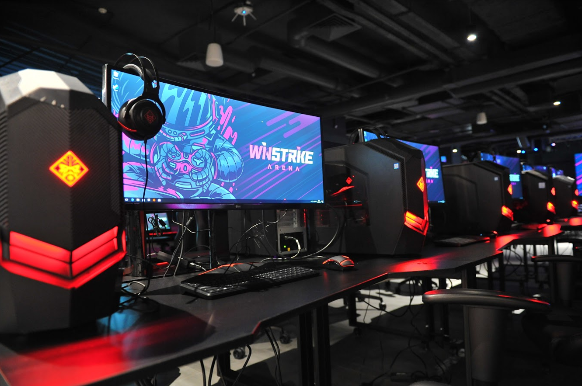 Холдинг Winstrike открыл киберспортивную арену в центре Москвы на 1000 кв.м - фото 2