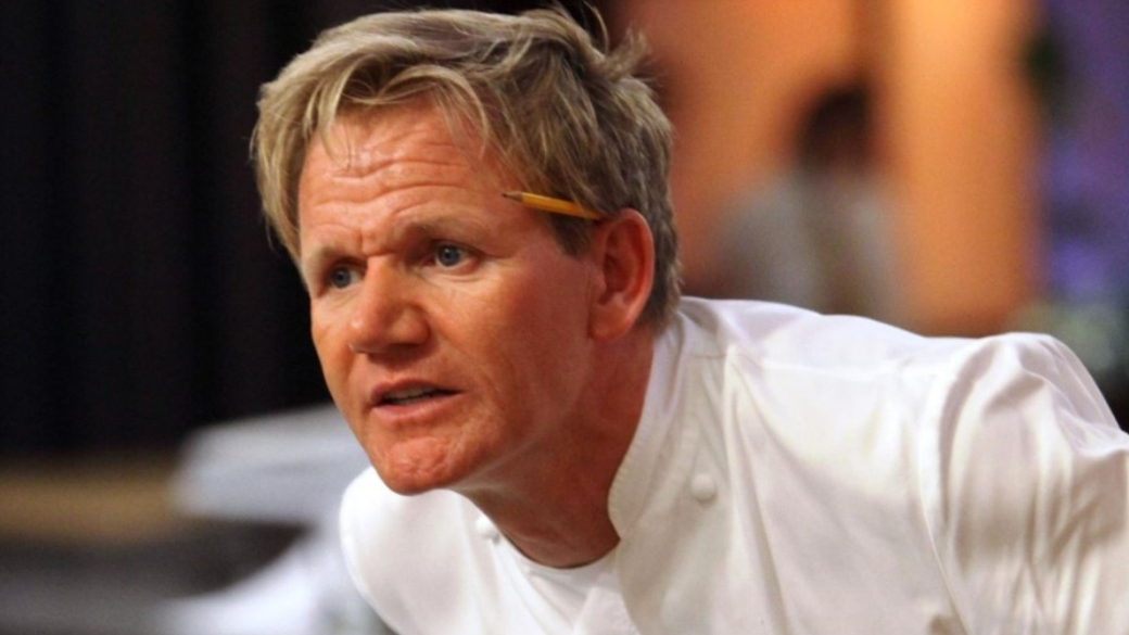 Кулинарные каналы на YouTube становятся все популярнее. Немалый вклад в этот рост внесли известные повара, которые вели свои шоу на телевидении еще до появления видеохостинга. В этом материале мы собрали несколько поваров со своими каналами на YouTube, на которых они выкладывают рецепты и другие не менее интересные ролики.