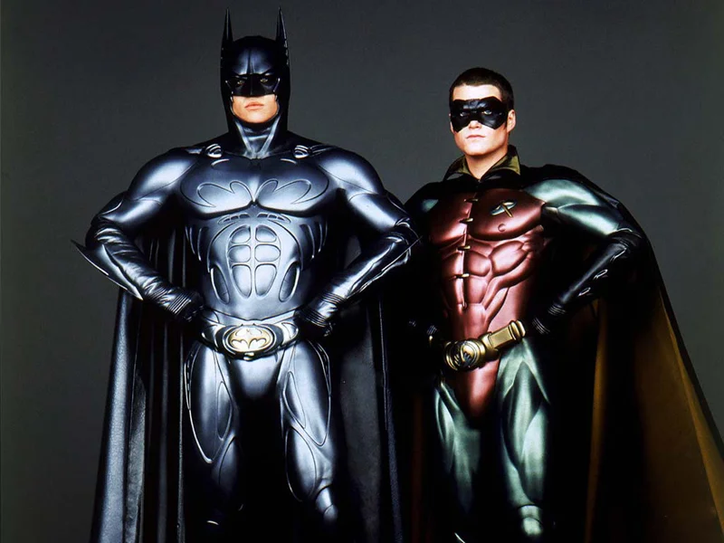 Режиссер «Бэтмена и Робина» 1997 года отрицает, что пытался показать героев геями - фото 1