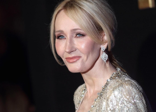 Джоан Роулинг приступила к работе над сценарием третьей части «Фантастических тварей» - фото 1