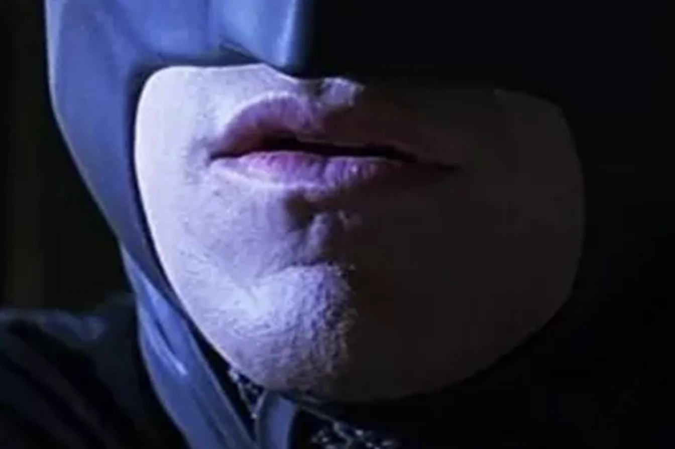 Выясняем, у какого Бэтмена самые красивые губы - фото 4