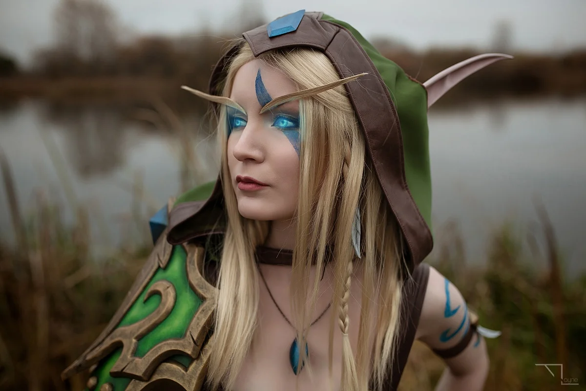 Решительная Аллерия Ветрокрылая в отличном косплее World of Warcraft - фото 6