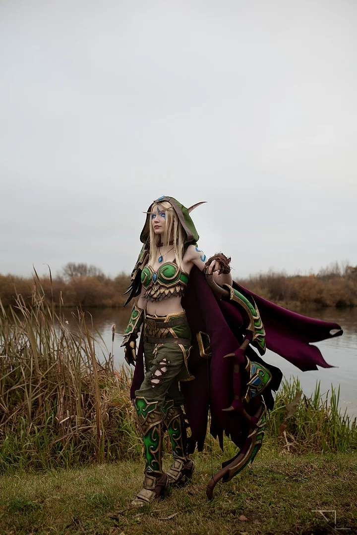 Решительная Аллерия Ветрокрылая в отличном косплее World of Warcraft - фото 4