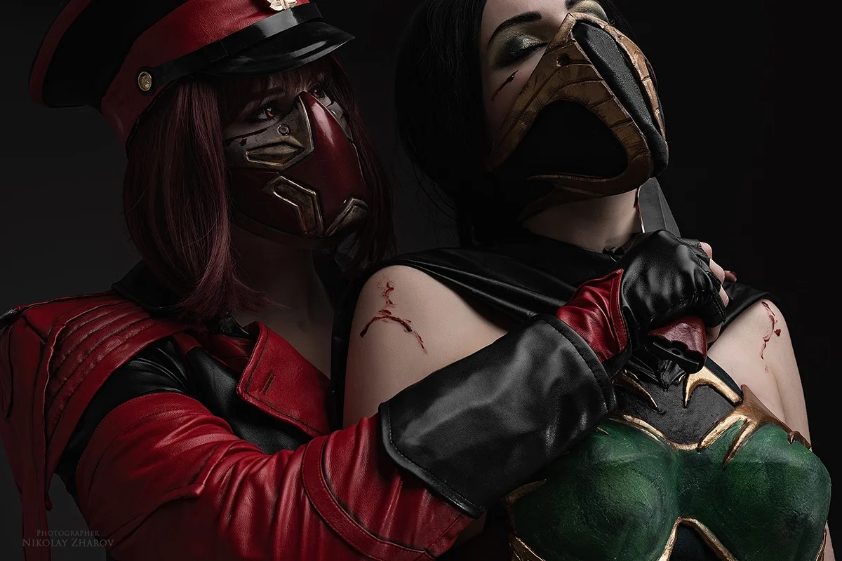 Безумная Скарлет и отважная Джейд в новом крутом косплее Mortal Kombat 11 - фото 4
