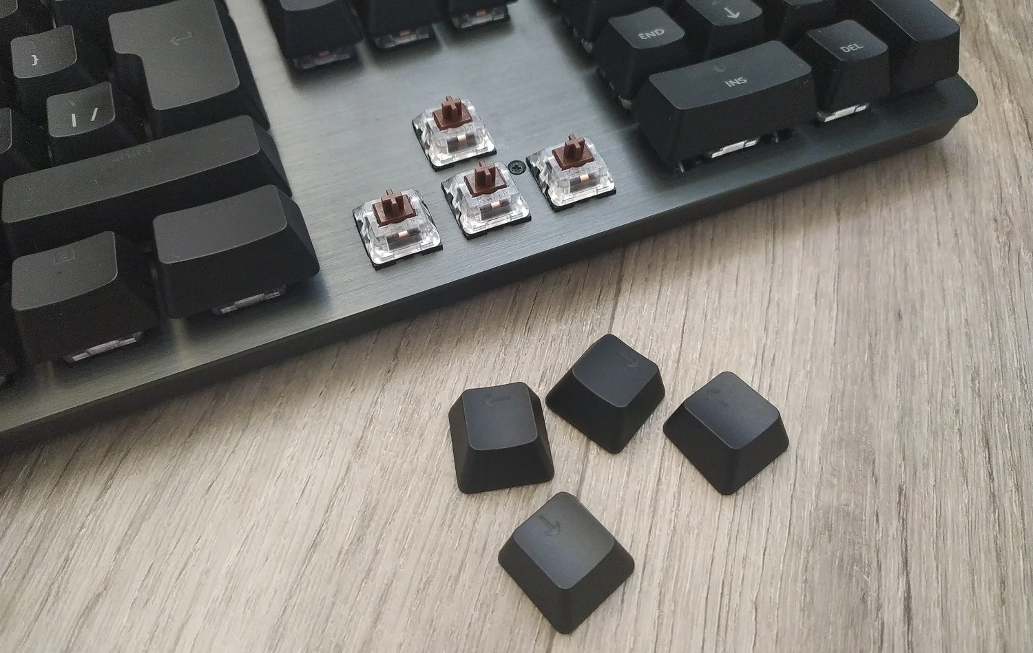 Обзор клавиатуры Logitech G512 Carbon — алюминиевый RGB-стиляга для геймеров - фото 10