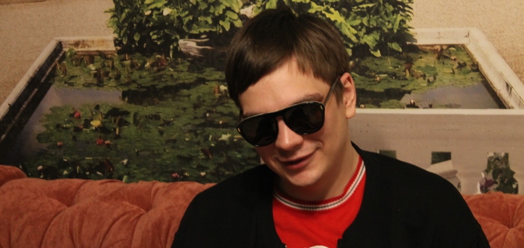 «Мы живем в России»: Гнойный записал лаконичный трек про Кокорина и Мамаева - изображение 1 «Мы живем в России»: Гнойный записал лаконичный трек про Кокорина и Мамаева - фото 1