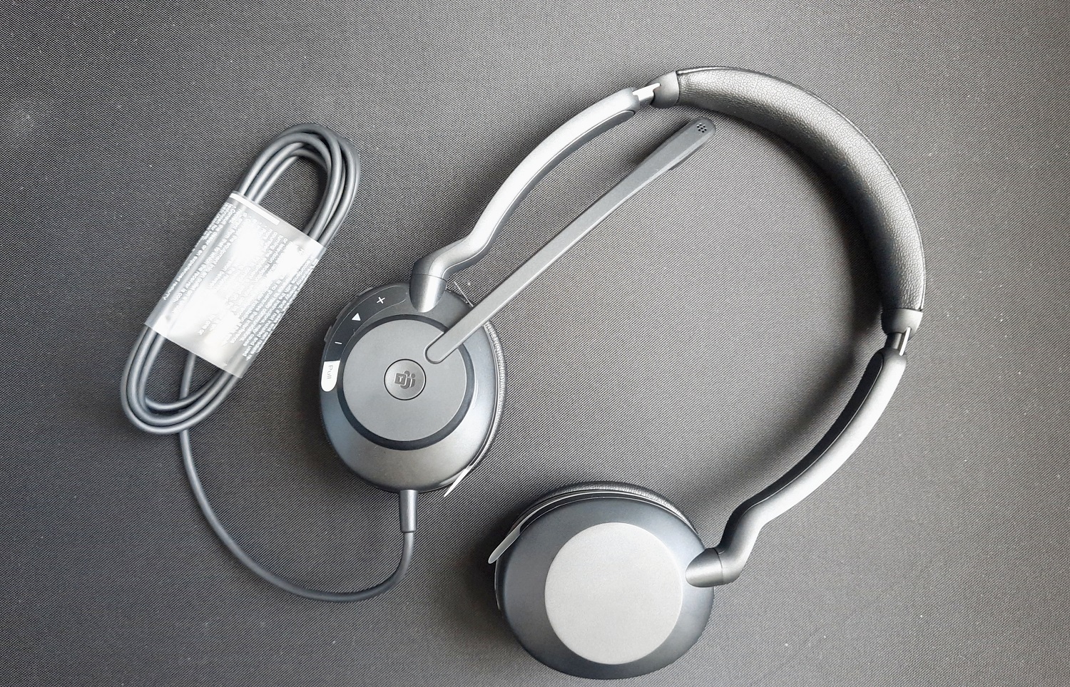 Обзор Jabra Evolve2 30: компактная проводная гарнитура для удалённой работы - фото 1