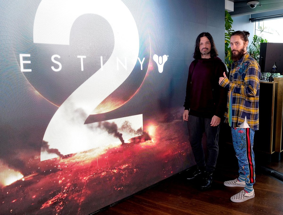 Хайп вокруг Destiny 2 не для Джареда Лето, если судить по этим фото - фото 3