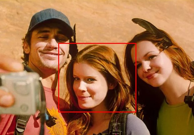 Кристи Мур (127 часов)