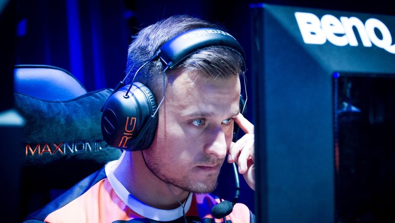 pashaBiceps: «Я общаюсь с русскими так же, как и с польскими фанатами. Мы все славяне, мы похожи» - изображение 1 pashaBiceps: «Я общаюсь с русскими так же, как и с польскими фанатами. Мы все славяне, мы похожи» - фото 1