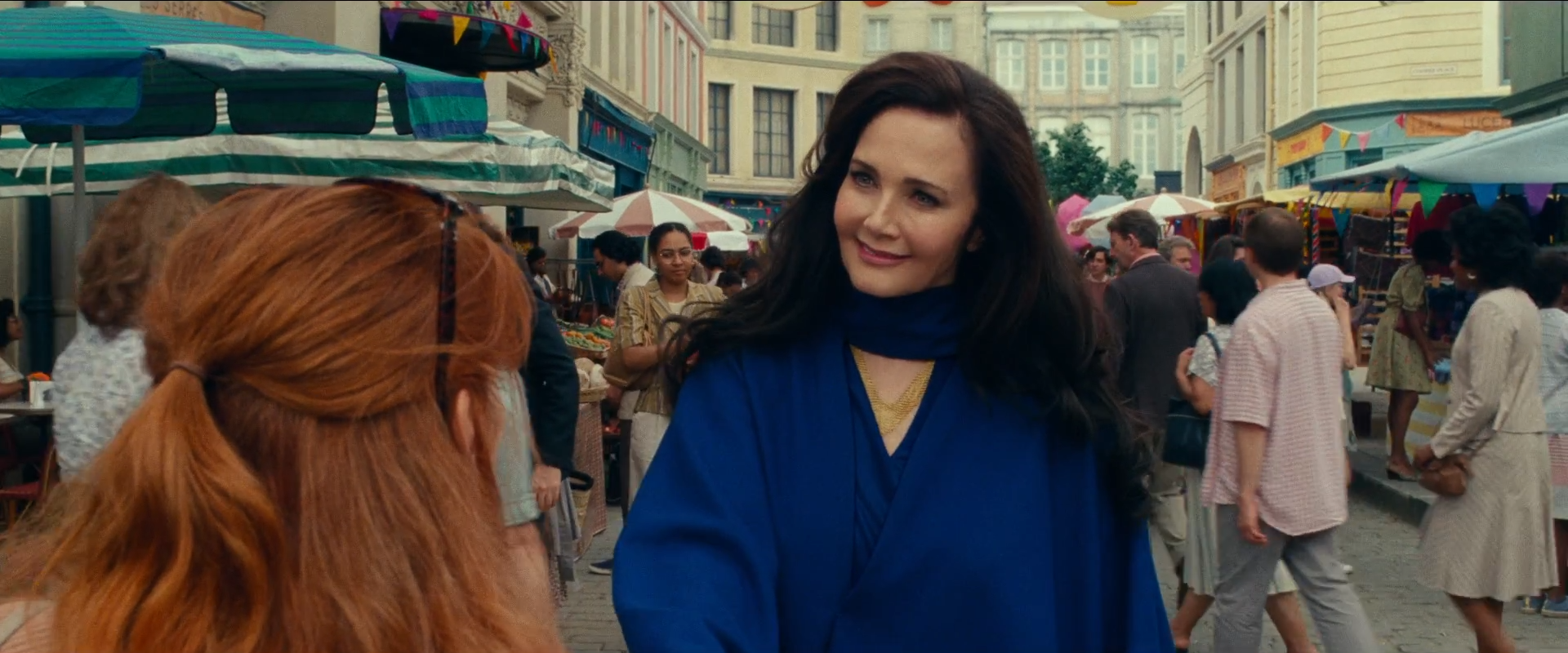 Линда Картер в роли амазонки Астерии