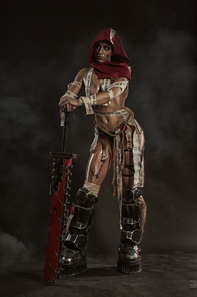 NSFW косплей дня: Сестры-Репентии из Warhammer 40.000 - изображение 4 NSFW косплей дня: Сестры-Репентии из Warhammer 40.000 - фото 4