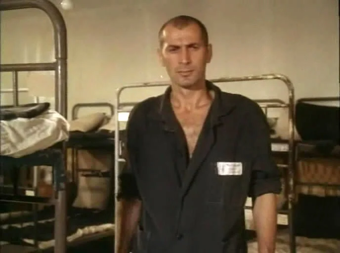 Блу Ариаг в фильме «Курьер на восток» («ФБ-33», 1991 год).