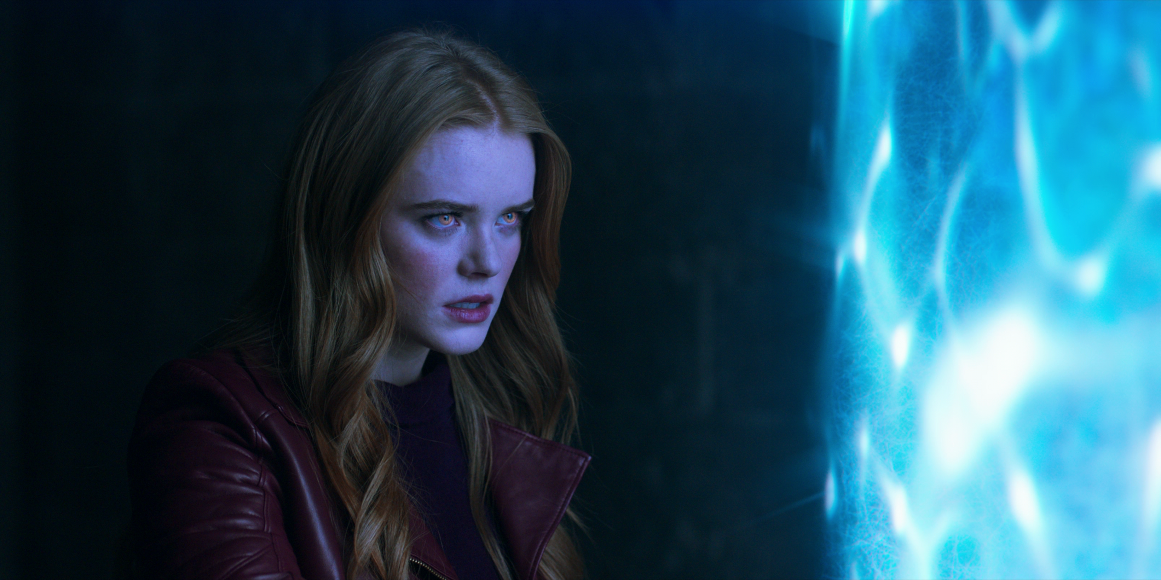 22 января на Netflix вышла адаптация детского мультсериала «Клуб Винкс». Сериал получил название «Судьба: сага клуба Винкс» (Fate: The Winx Saga), неплохой бюджет и неожиданно адекватный и даже захватывающий сценарий. Разбираемся, почему «Сага» от Netflix – слегка разочаровывающий опыт для фанатов оригинальных «Винкс», но отличное шоу для подростков.