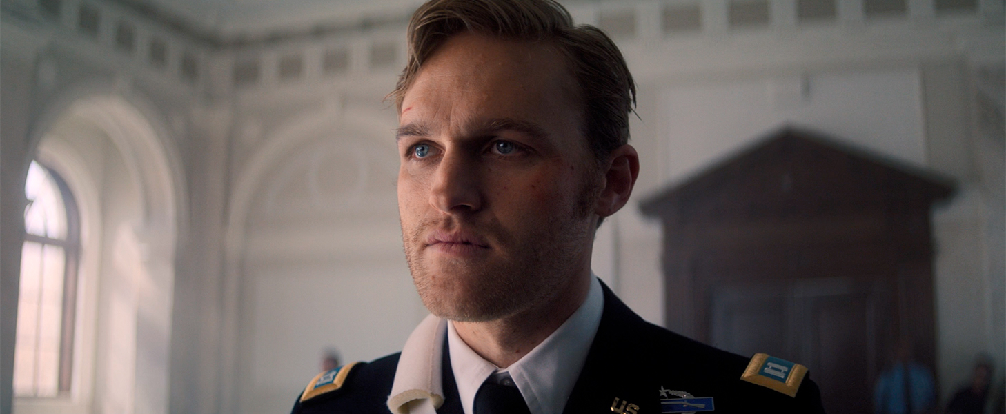 Рецензия на 5 серию «Сокола и Зимнего Солдата»: кто достоин щита Капитана Америки? - изображение 2 Рецензия на 5 серию «Сокола и Зимнего Солдата»: кто достоин щита Капитана Америки? - фото 2