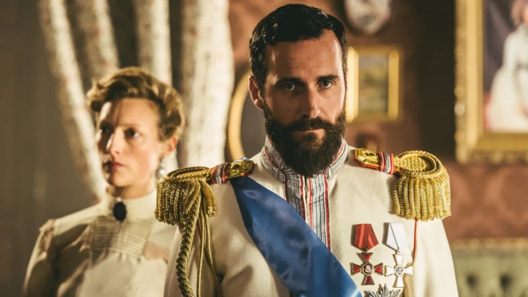 Российские зрители разгромили «Последних царей» от Netflix за исторические неточности - изображение 1 Российские зрители разгромили «Последних царей» от Netflix за исторические неточности - фото 1