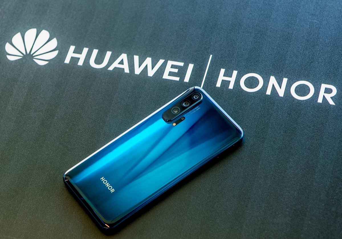 Слух: Huawei продаст бренд Honor за $15 млрд - фото 1