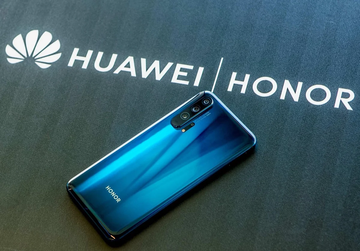 Слух: Huawei продаст бренд Honor за $15 млрд - фото 1