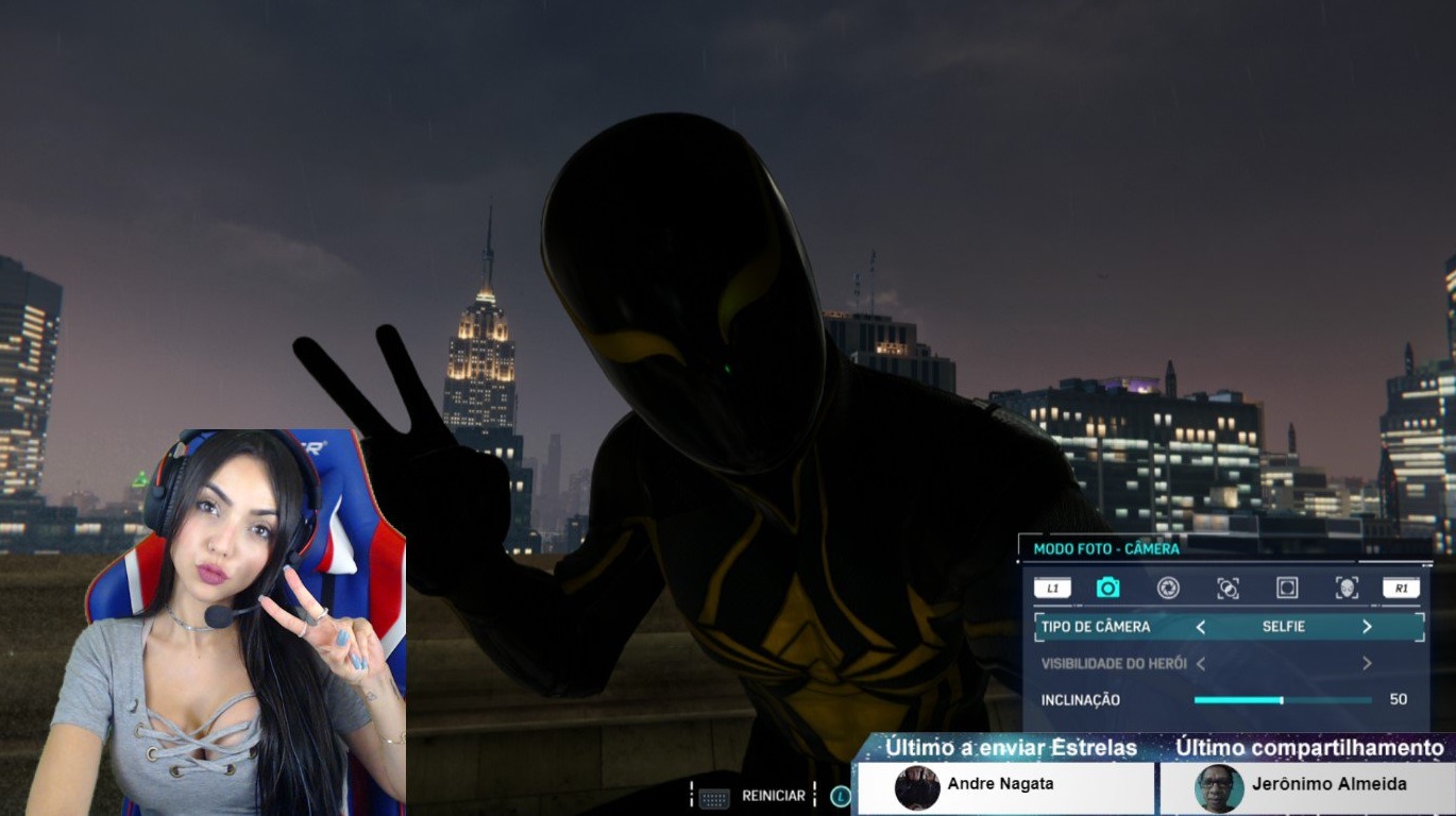 Ведущая киберспортивных турниров в Латинской Америке, попавшая на обложку Playboy - фото 5