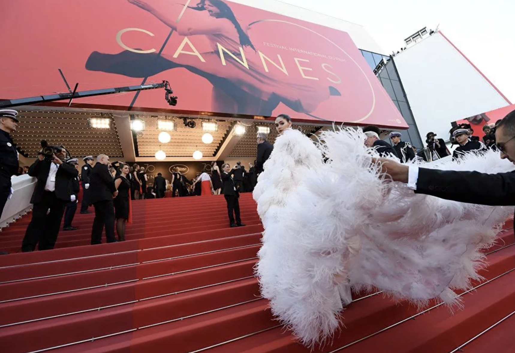 Каннский кинофестиваль перенесли на неопределенный срок - фото 1