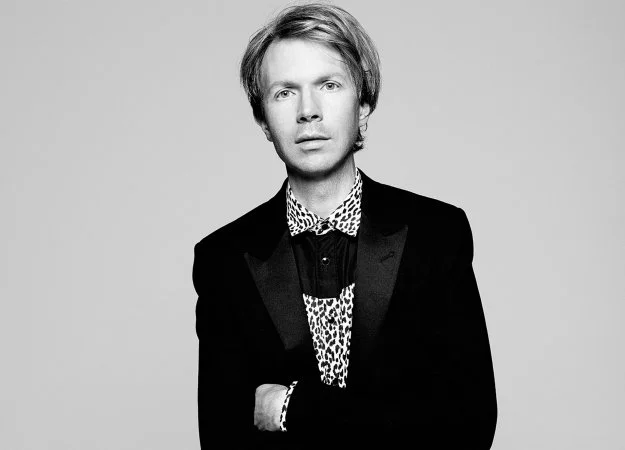 «Первый жизнерадостный альбом за десятилетие»: отзывы критиков на альбом Colors от Beck - фото 1