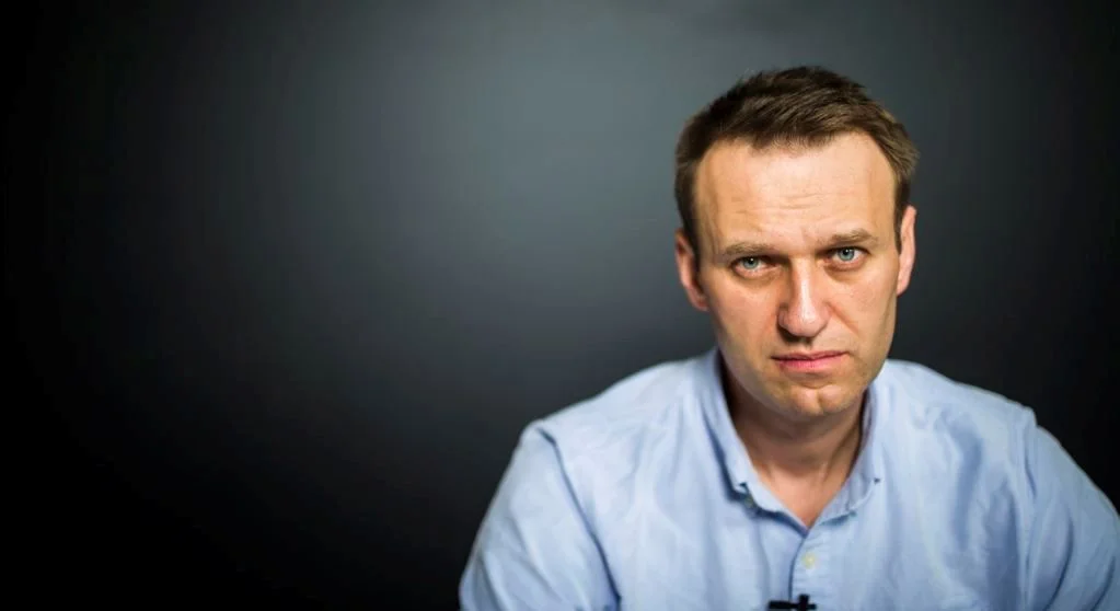 «Ну ведь позорище же, верно?»: Навальный против Гуфа, Маликова и других звезд, рекламирующих выборы - фото 1