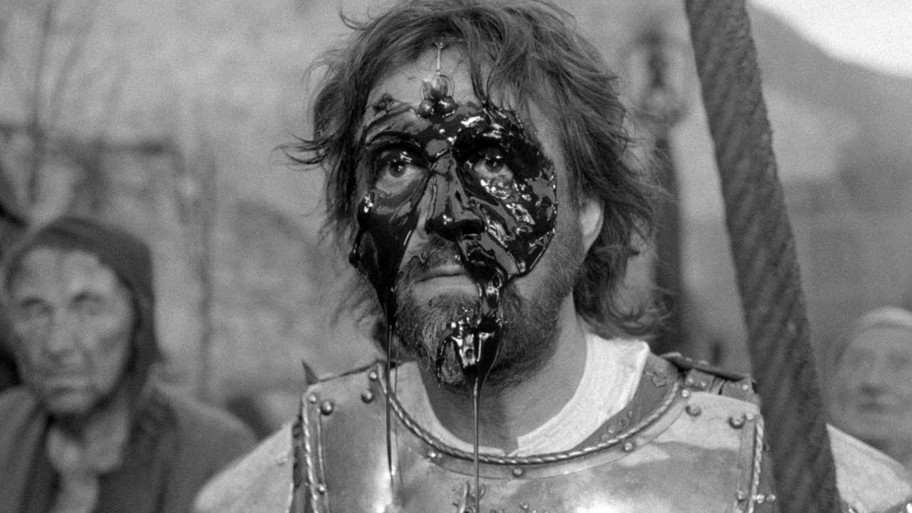 Берясь за этот топ, я, честное слово, боялся что хороших фильмов не наберется и на десятку. Что все закончится на Быкове да паре крупных госбюджетных блокбастеров. Тем приятнее было понять, что за это десятилетие наши кинотворцы не стояли на месте, постоянно экспериментируя и пытаясь удивить зрителя.